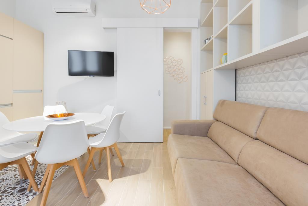Barcelona Apartments Marina 124 ภายนอก รูปภาพ