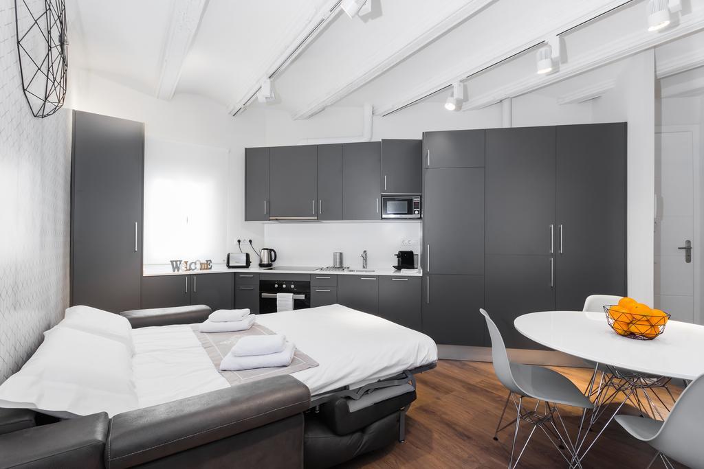 Barcelona Apartments Marina 124 ภายนอก รูปภาพ