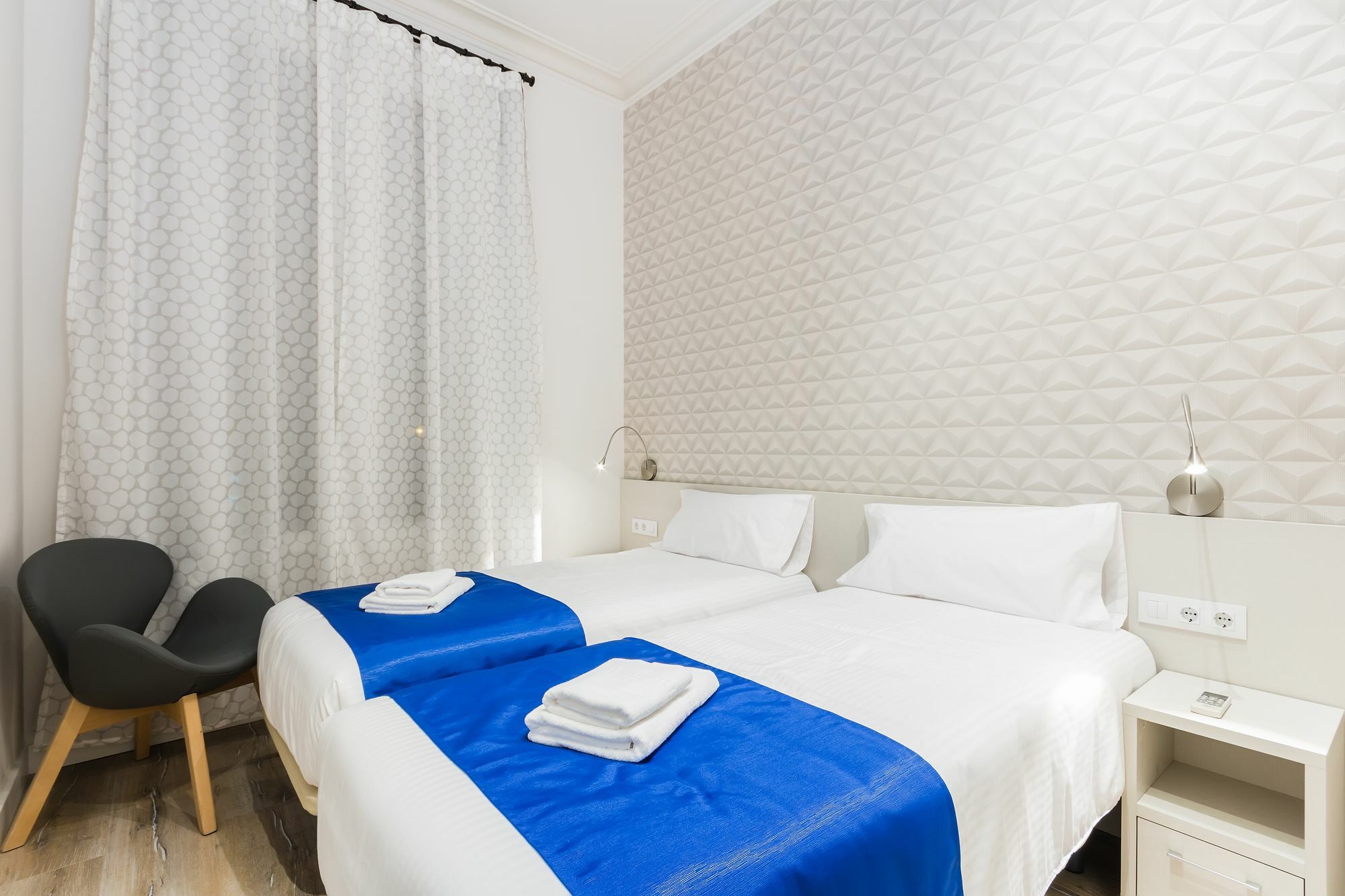 Barcelona Apartments Marina 124 ภายนอก รูปภาพ